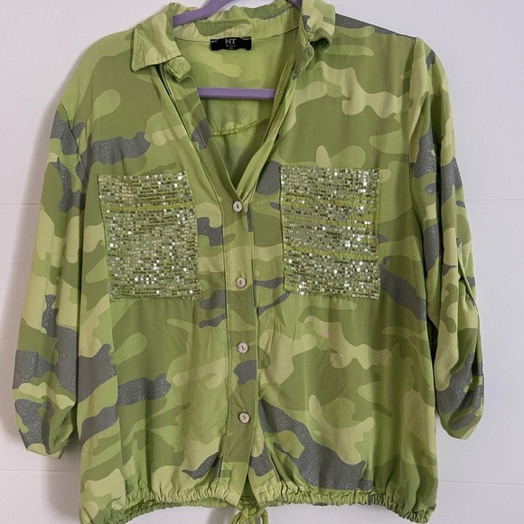 Brand New No Tags One size fits all Italian blouse - Picture 1 of 4